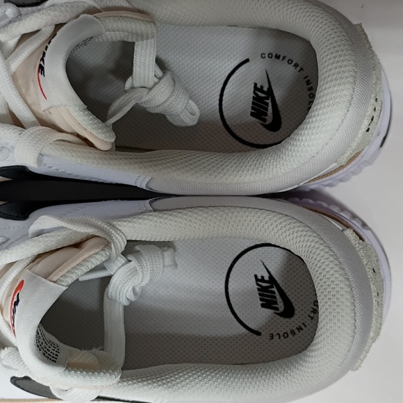 Nike COURT LEGACY LIFTS - Picture 9 of 12